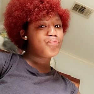 Meet your Posher, Hailey